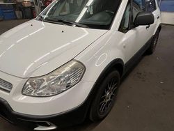 Schwarz Gebraucht 2012 Fiat Sedici Pop SUV | 4.950 € (Fairer Preis)
