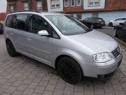 Silber Gebraucht 2007 VW Touran Trendline Van / Kleinbus | 2.590 € (Fairer Preis)