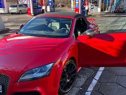 Rot Gebraucht 2013 Audi TT Roadster Sport Cabrio | 35.000 €