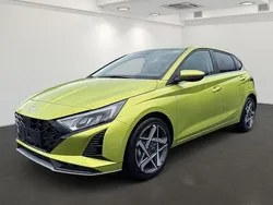 Purple (lucid lime / met) Neu 2025 Hyundai i20 Prime Limousine | 26.491 € (Etwas zu teuer)