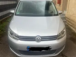 Silber Gebraucht 2011 VW Touran Van / Kleinbus | 6.000 € (Fairer Preis)