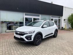 Weiß Gebraucht 2025 Dacia Sandero Expression Kleinwagen | 17.950 € (Guter Preis)