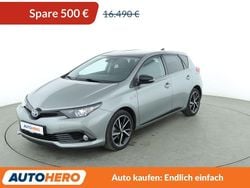 Silber Gebraucht 2017 Toyota Auris Hybrid Style Limousine | 15.990 € (Fairer Preis)