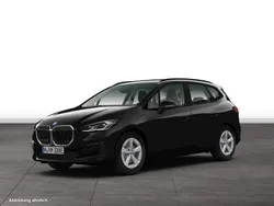 Gebraucht 2024 BMW 230e Active Tourer Luxury Line Van / Kleinbus | 43.977 € (Guter Preis)