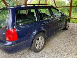 Blau Gebraucht 2006 VW Golf V Kombi | 1.200 € (Fairer Preis)