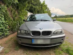 Grau Gebraucht 2004 BMW 316 Limousine | 1.000 €