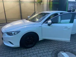Weiß Gebraucht 2013 Mazda 6 Center-Line Limousine | 14.500 € (Teuer)
