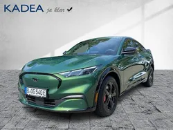 Eruption green Gebraucht 2024 Ford Mustang Mach-E Extended Range SUV | 51.480 €