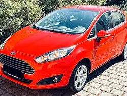 Rot Gebraucht 2015 Ford Fiesta Kleinwagen | 4.995 € (Superpreis)