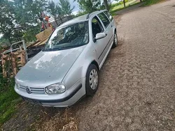Silber Gebraucht 2003 VW Golf IV Kombi | 500 € (Guter Preis)
