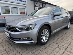 Silber Gebraucht 2017 VW Passat Comfortline Kombi | 14.999 € (Fairer Preis)