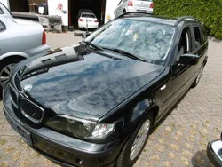 Schwarz Gebraucht 2004 BMW 318 Kombi | 2.350 € (Fairer Preis)