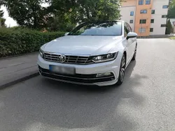 Weiß Gebraucht 2015 VW Passat R-line Limousine | 20.500 € (Teuer)