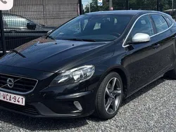 Schwarz Gebraucht 2016 Volvo V40 R-Design Kombi | 7.700 € (Fairer Preis)
