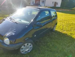 Schwarz Gebraucht 2006 Renault Twingo Kleinwagen | 850 €