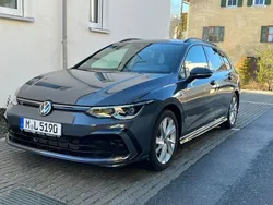 Grau Gebraucht 2022 VW Golf VIII R-line Kombi | 27.000 € (Guter Preis)