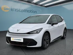 Weiß Gebraucht 2023 Cupra Born Kleinwagen | 21.999 € (Guter Preis)