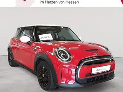 Rot Gebraucht 2021 Mini Cooper SE Classic Kleinwagen | 15.689 € (Guter Preis)