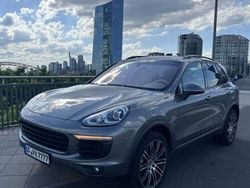 Grau Gebraucht 2016 Porsche Cayenne S SUV | 29.988 € (Superpreis)