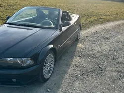 Schwarz Gebraucht 2001 BMW 320 Cabriolet Cabrio | 8.500 €