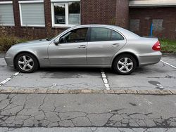 Grau Gebraucht 2005 Mercedes E280 Limousine | 3.350 € (Guter Preis)