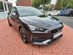 Schwarz Gebraucht 2024 Cupra Leon Limousine | 27.490 € (Etwas zu teuer)