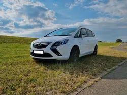 Weiß Gebraucht 2015 Opel Zafira Tourer Business Innovation Van / Kleinbus | 8.900 € (Fairer Preis)