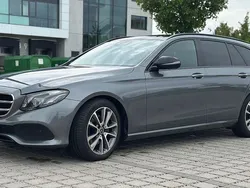 Grau Gebraucht 2019 Mercedes E300 Kombi | 26.200 € (Fairer Preis)