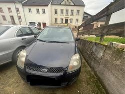 Blau Gebraucht 2006 Ford Fiesta Kleinwagen | 1.000 € (Guter Preis)