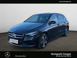 Schwarz Gebraucht 2022 Mercedes B250e Progressive Van / Kleinbus | 26.490 € (Fairer Preis)