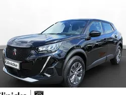 Schwarz Gebraucht 2022 Peugeot e-2008 Active SUV | 17.990 € (Guter Preis)