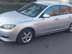 Silber Gebraucht 2004 Mazda 3 Kombi | 1.200 € (Fairer Preis)