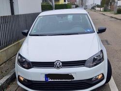 Weiß Gebraucht 2016 VW Polo Limousine | 7.800 € (Guter Preis)