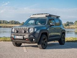 Grau Gebraucht 2018 Jeep Renegade Trailhawk SUV | 27.990 €