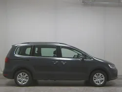 Grau Gebraucht 2020 VW Sharan Comfortline Van / Kleinbus | 19.980 € (Superpreis)