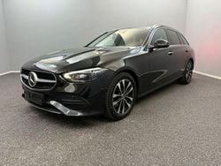 Schwarz Gebraucht 2022 Mercedes C220 Avantgarde Kombi | 24.499 € (Fairer Preis)
