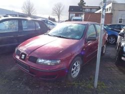 Rot Gebraucht 1999 Seat Toledo Limousine | 390 € (Superpreis)