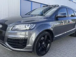 Grau Gebraucht 2014 Audi Q7 SUV | 20.999 € (Etwas zu teuer)