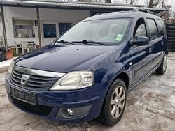 Blau Gebraucht 2011 Dacia Logan Kombi | 2.999 € (Fairer Preis)
