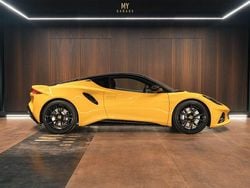 Gelb Neu 2025 Lotus Emira Coupé | 106.862 € (Fairer Preis)