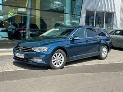 Aquamarinblau Gebraucht 2019 VW Passat Business Kombi | 18.499 € (Fairer Preis)