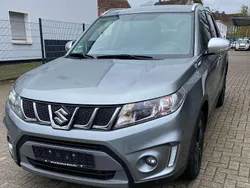 Grau Gebraucht 2018 Suzuki Vitara SUV | 16.490 € (Guter Preis)