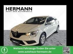 Arktisweiß (weiß) Gebraucht 2019 Renault Mégane GrandTour Life Kombi | 9.491 € (Guter Preis)
