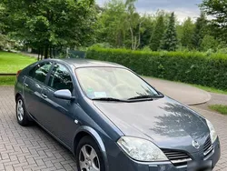 Grau Gebraucht 2002 Nissan Primera Limousine | 2.650 € (Etwas zu teuer)