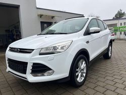 Weiß Gebraucht 2014 Ford Kuga Titanium SUV | 11.990 € (Fairer Preis)