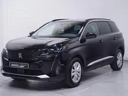 Schwarz Gebraucht 2022 Peugeot 5008 Active Van / Kleinbus | 24.450 € (Guter Preis)