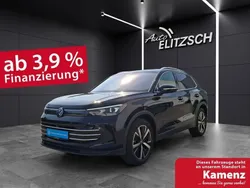 Schwarz Gebraucht 2024 VW Tiguan Elegance SUV | 47.590 €