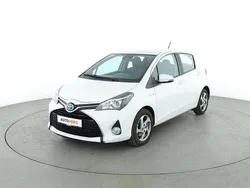 Weiß Gebraucht 2016 Toyota Yaris Edition-S Limousine | 13.460 €