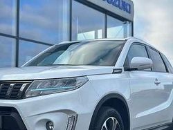 Weiß metallic Gebraucht 2024 Suzuki Vitara Comfort+ | 25.730 € (Etwas zu teuer)