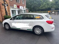 Weiß Gebraucht 2015 Opel Astra Eco Limousine | 2.900 € (Teuer)